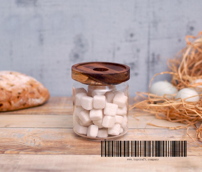 0.47 Ltr. borosilicate glass storage jar with Acacia lid.